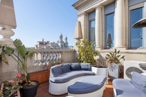 Apartment for sale in Barcelona, Spain 5 bedrooms, 385 sq.m. No. 160746 - photo 27