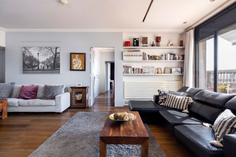 Apartment for sale in Barcelona, Spain 5 bedrooms, 385 sq.m. No. 160746 - photo 23