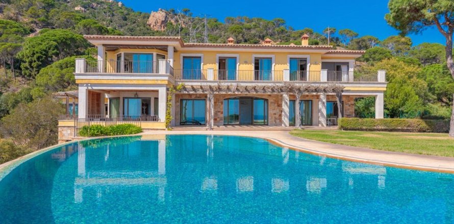 Māja Sant Feliu de Guixols, Girona, Spānijā 11 istabas, 1050 m2 Nr. 160748