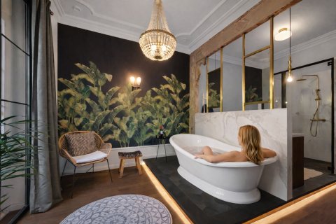 Apartment for sale in Barcelona, Spain 3 bedrooms, 209 sq.m. No. 160747 - photo 2