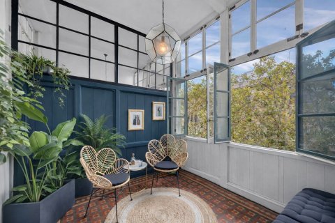 Apartment for sale in Barcelona, Spain 3 bedrooms, 209 sq.m. No. 160747 - photo 7