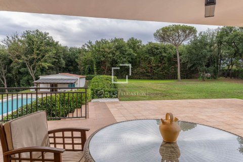 Villa for sale in Montseny, Barcelona, Spain 5 bedrooms, 475 sq.m. No. 150693 - photo 18