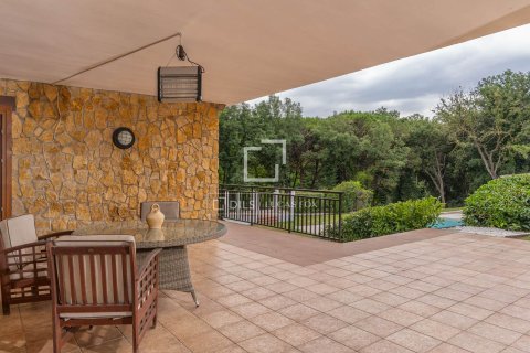 Villa for sale in Montseny, Barcelona, Spain 5 bedrooms, 475 sq.m. No. 150693 - photo 19