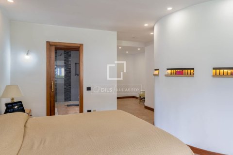 Villa for sale in Montseny, Barcelona, Spain 5 bedrooms, 475 sq.m. No. 150693 - photo 25