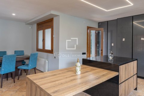 Villa for sale in Montseny, Barcelona, Spain 5 bedrooms, 475 sq.m. No. 150693 - photo 21