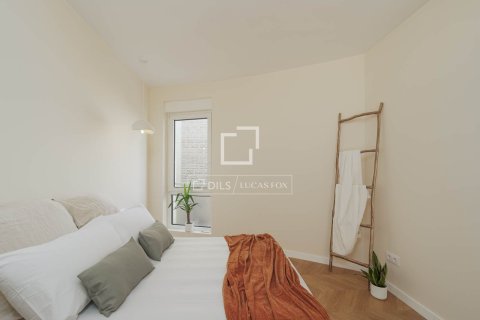 Apartamento en venta en Barcelona, España 3 dormitorios, 97 m2 No. 150695 - foto 10