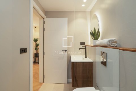 Apartamento en venta en Barcelona, España 3 dormitorios, 97 m2 No. 150695 - foto 14