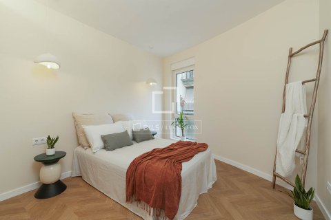 Apartamento en venta en Barcelona, España 3 dormitorios, 97 m2 No. 150695 - foto 11