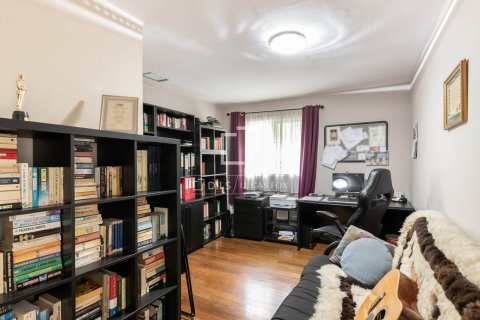 Villa for sale in Sant Cugat Del Valles, Barcelona, Spain 5 bedrooms, 327 sq.m. No. 150694 - photo 24