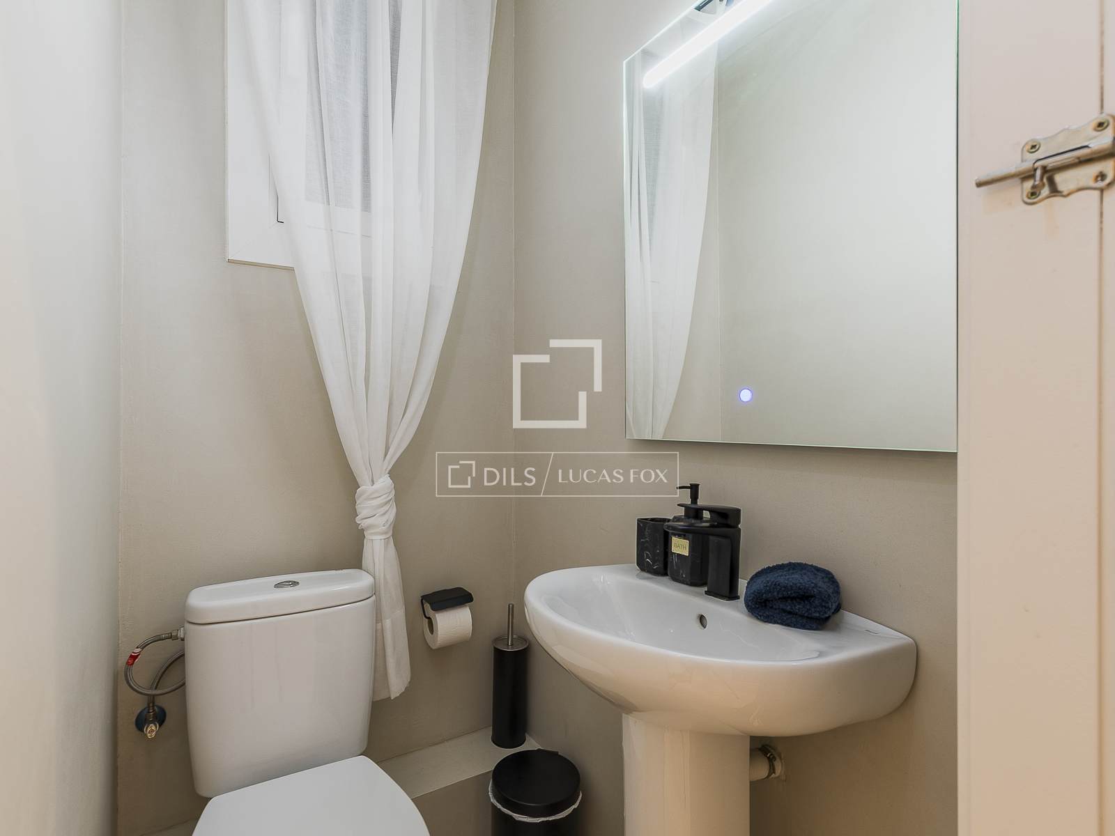 Appartamento a Barcelona, Spagna 2 camere da letto, 83 mq. N° 150696