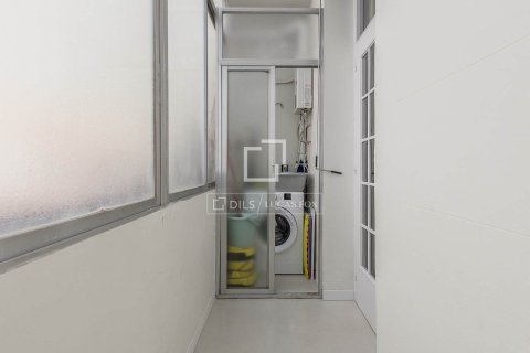 Dzīvoklis pārdošanā Barcelona, Spānijā 2 istabas, 83 m2 Nr. 150696 - attēls 27