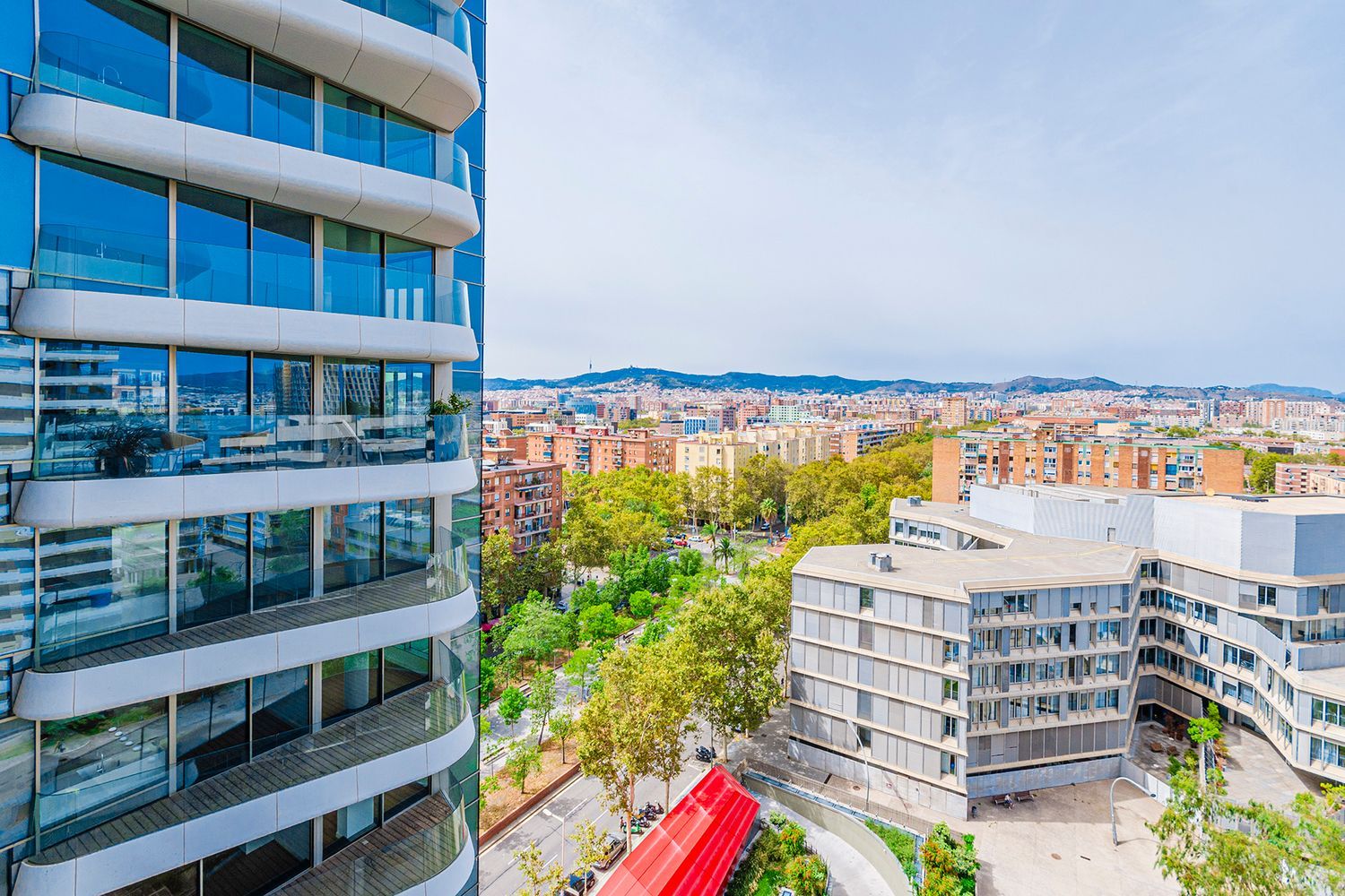 Appartamento a Barcelona, Spagna 3 camere da letto, 252 mq. N° 148887