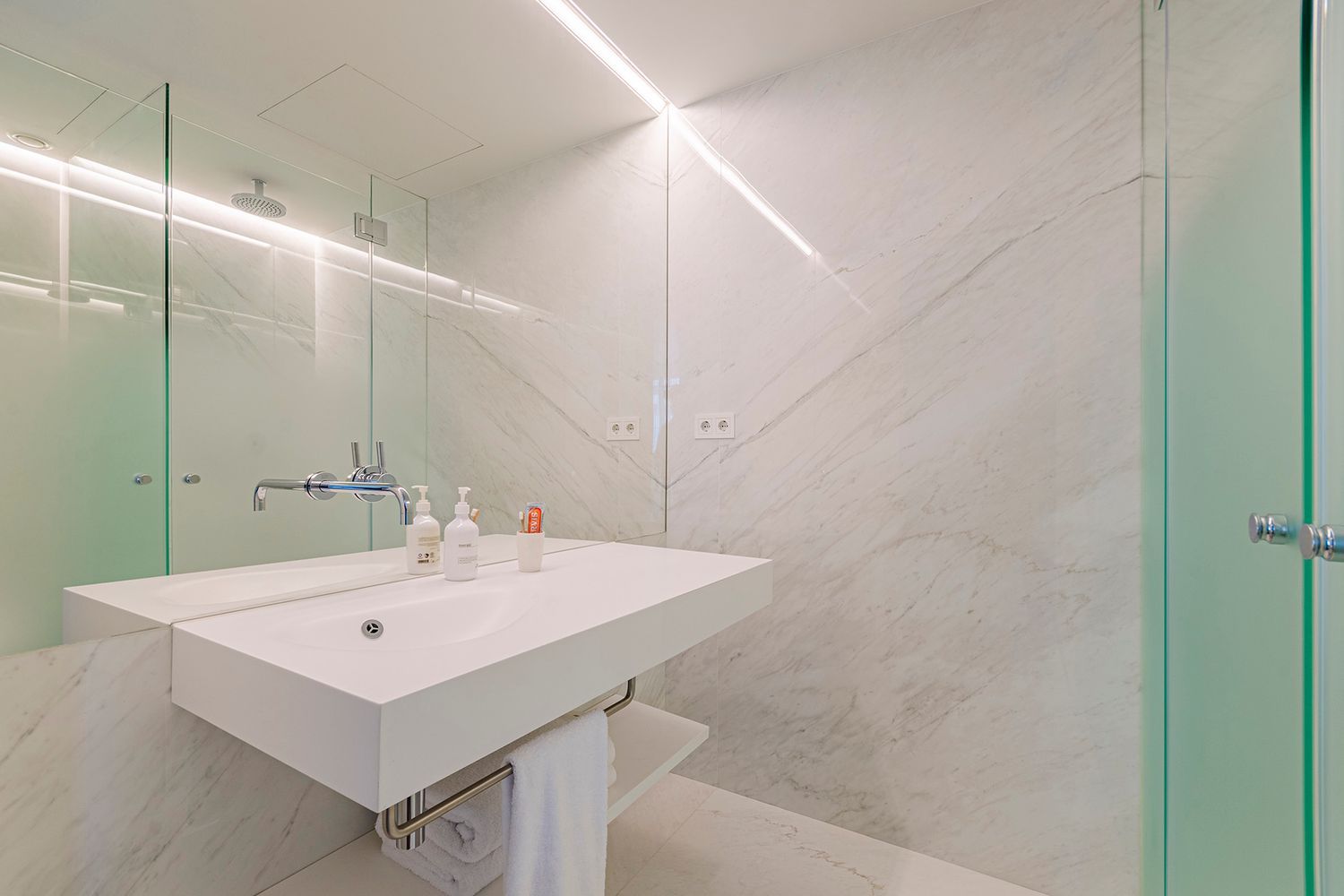 Appartamento a Barcelona, Spagna 3 camere da letto, 252 mq. N° 148887