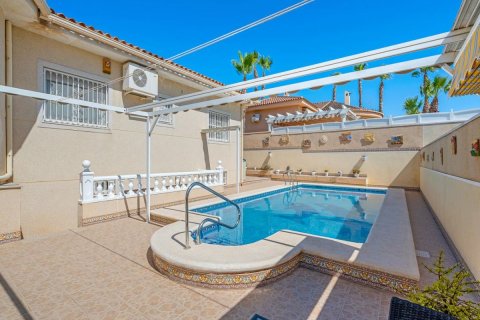 Huvila myytävänä Benijofar, Alicante, Espanja, 5 makuuhuonetta, 176 m2 No. 148891 - kuva 8