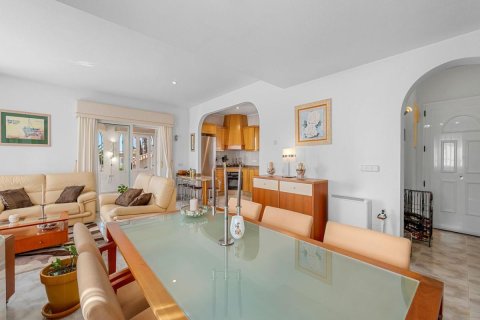 Huvila myytävänä Benijofar, Alicante, Espanja, 5 makuuhuonetta, 176 m2 No. 148891 - kuva 12