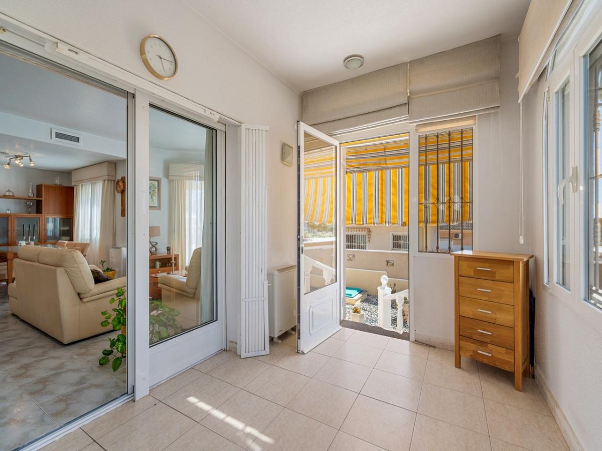 Villa en Benijófar, Alicante, España 5 dormitorios, 176 m2 No. 148891