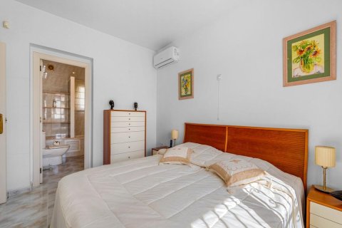 Huvila myytävänä Benijofar, Alicante, Espanja, 5 makuuhuonetta, 176 m2 No. 148891 - kuva 27