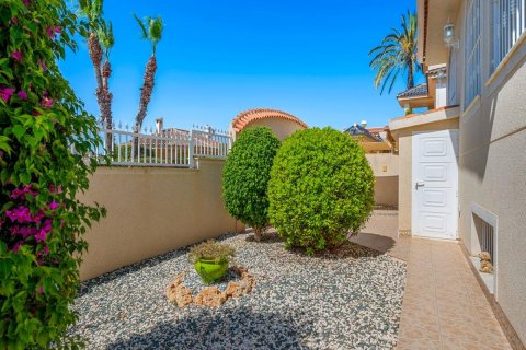 Huvila myytävänä Benijofar, Alicante, Espanja, 5 makuuhuonetta, 176 m2 No. 148891 - kuva 5