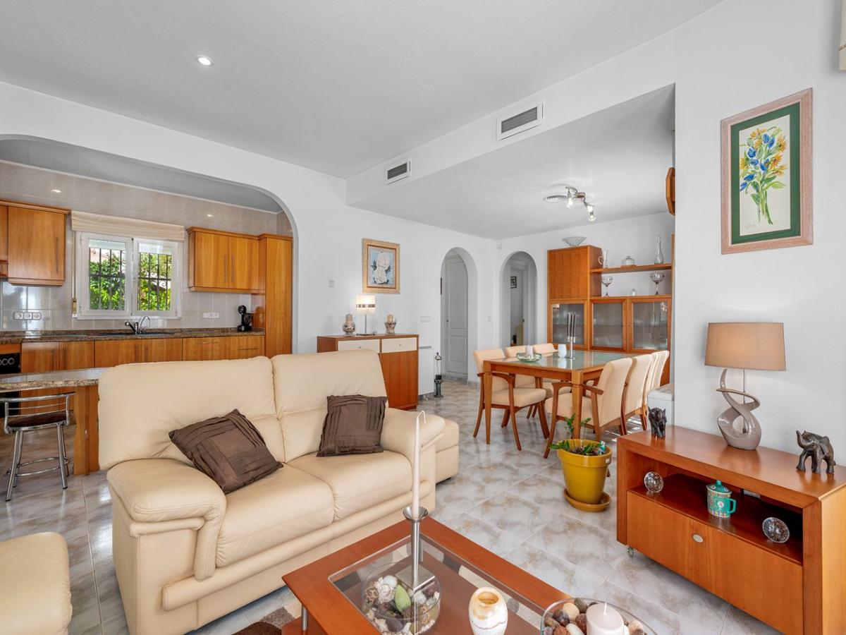 Villa en Benijófar, Alicante, España 5 dormitorios, 176 m2 No. 148891