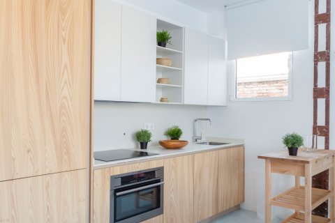 Penthouse for rent in Madrid, Spain 2 bedrooms, 100 sq.m. No. 194815 - photo 20