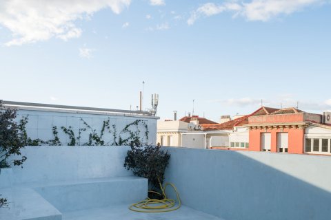 Penthouse for rent in Madrid, Spain 2 bedrooms, 100 sq.m. No. 194815 - photo 6