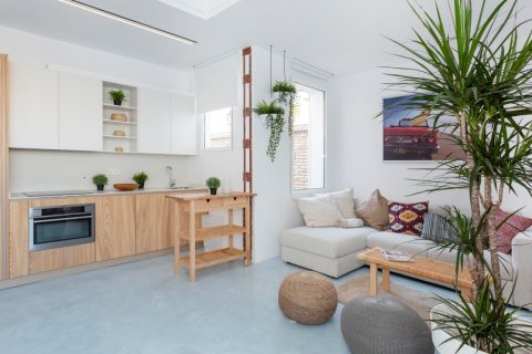 Penthouse for rent in Madrid, Spain 2 bedrooms, 100 sq.m. No. 194815 - photo 27
