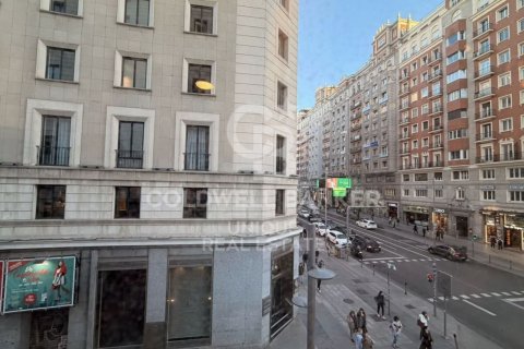 Apartment à vendre à Madrid, Espagne, 2 chambres, 120 m2 No. 178794 - photo 23