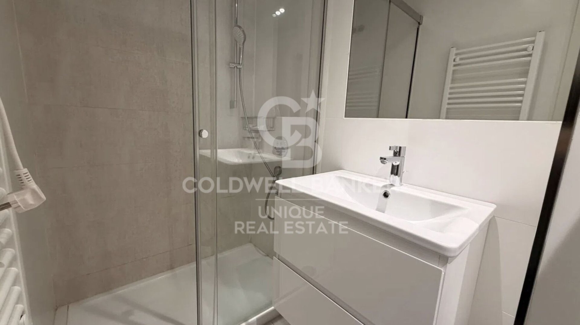 Appartamento a Madrid, Spagna 2 camere da letto, 120 mq. N° 178794