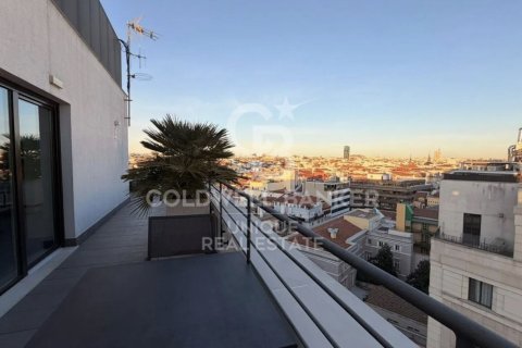 Apartment à vendre à Madrid, Espagne, 2 chambres, 120 m2 No. 178794 - photo 18