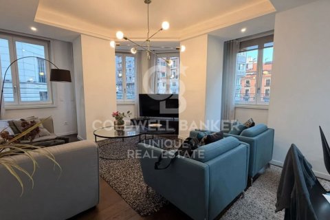 Apartment à vendre à Madrid, Espagne, 2 chambres, 120 m2 No. 178794 - photo 4