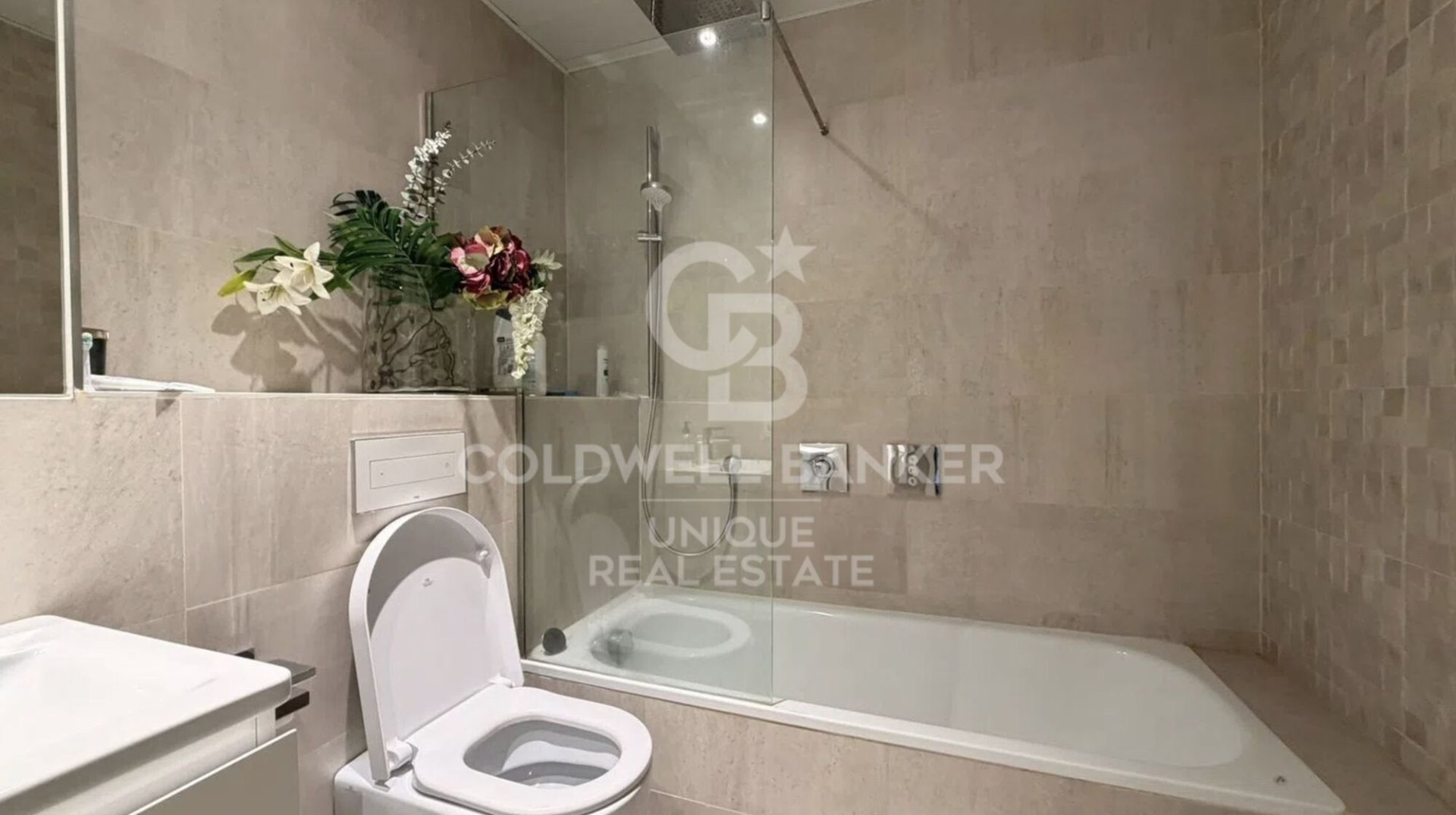 Appartamento a Madrid, Spagna 2 camere da letto, 120 mq. N° 178794