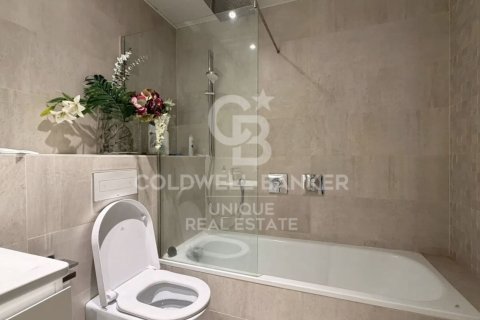 Apartment à vendre à Madrid, Espagne, 2 chambres, 120 m2 No. 178794 - photo 12