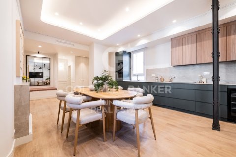 Apartment à vendre à Madrid, Espagne, 3 chambres, 161 m2 No. 178789 - photo 5