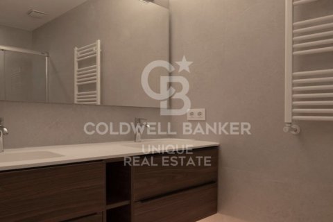 Apartment à vendre à Madrid, Espagne, 2 chambres, 122 m2 No. 178793 - photo 8
