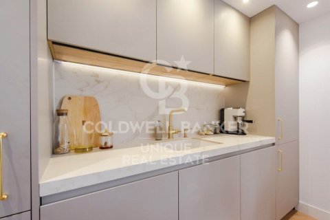 Apartment à vendre à Madrid, Espagne, 4 chambres, 142 m2 No. 178792 - photo 5