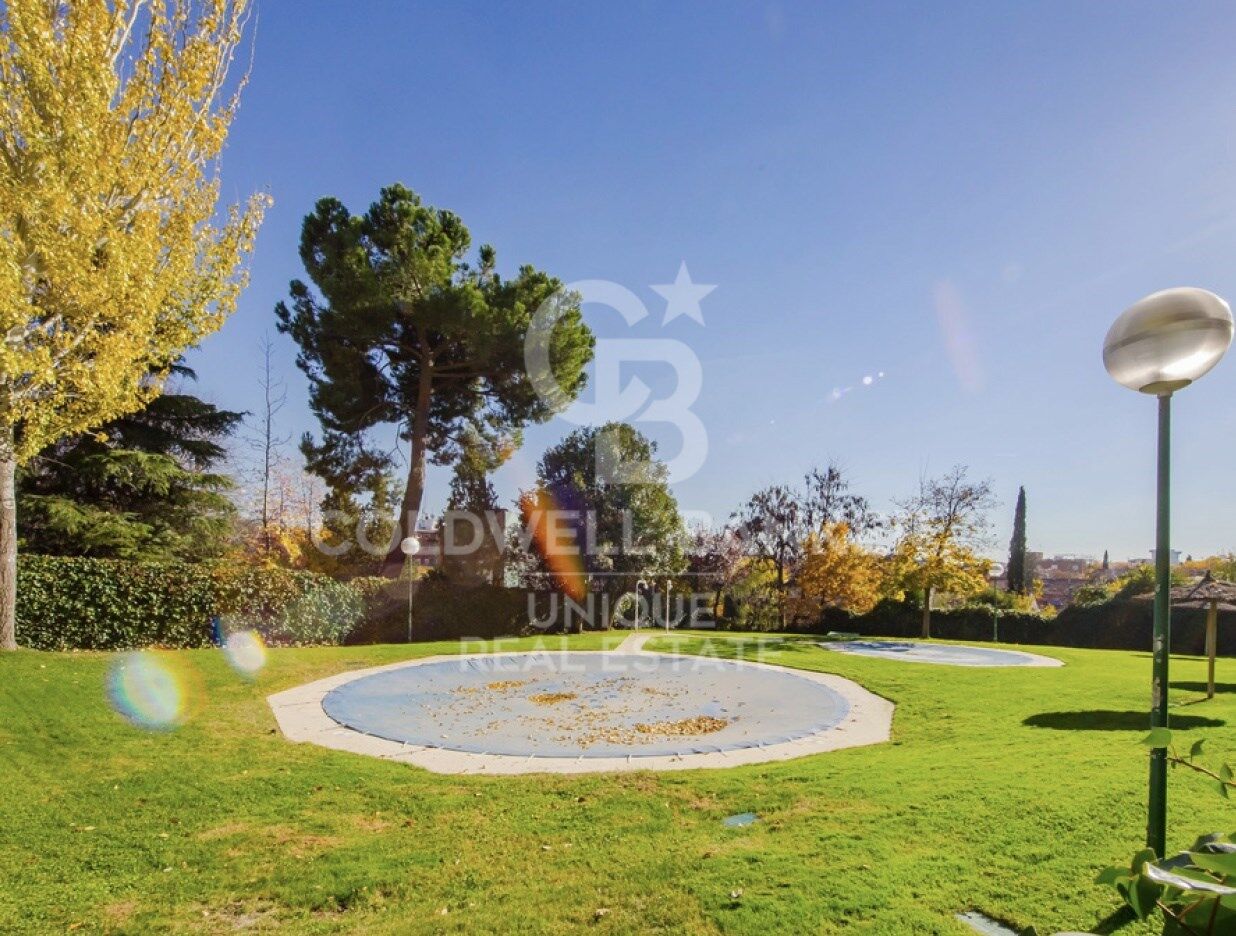 Apartament w Madrid, Hiszpania 4 sypialnie, 142 mkw. nr 178792