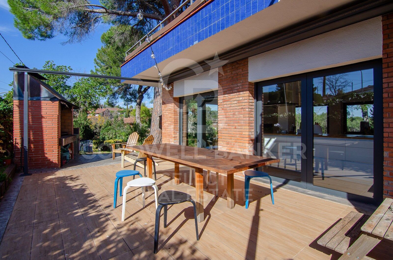 House in Cerdanyola Del Valles, Barcelona, Spain 5 bedrooms, 297 sq.m. No. 178790