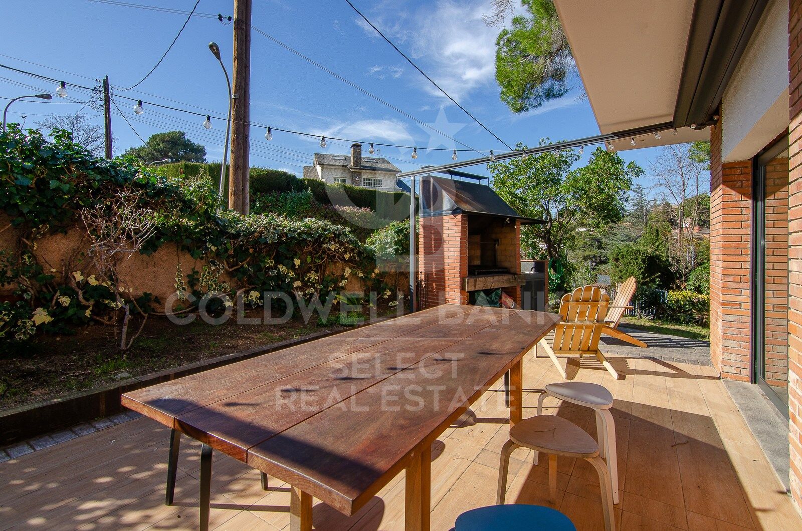 House in Cerdanyola Del Valles, Barcelona, Spain 5 bedrooms, 297 sq.m. No. 178790