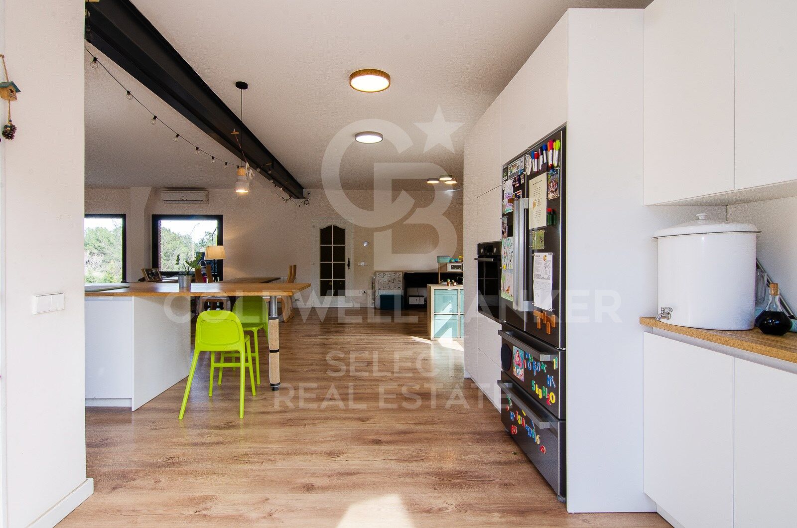 House in Cerdanyola Del Valles, Barcelona, Spain 5 bedrooms, 297 sq.m. No. 178790