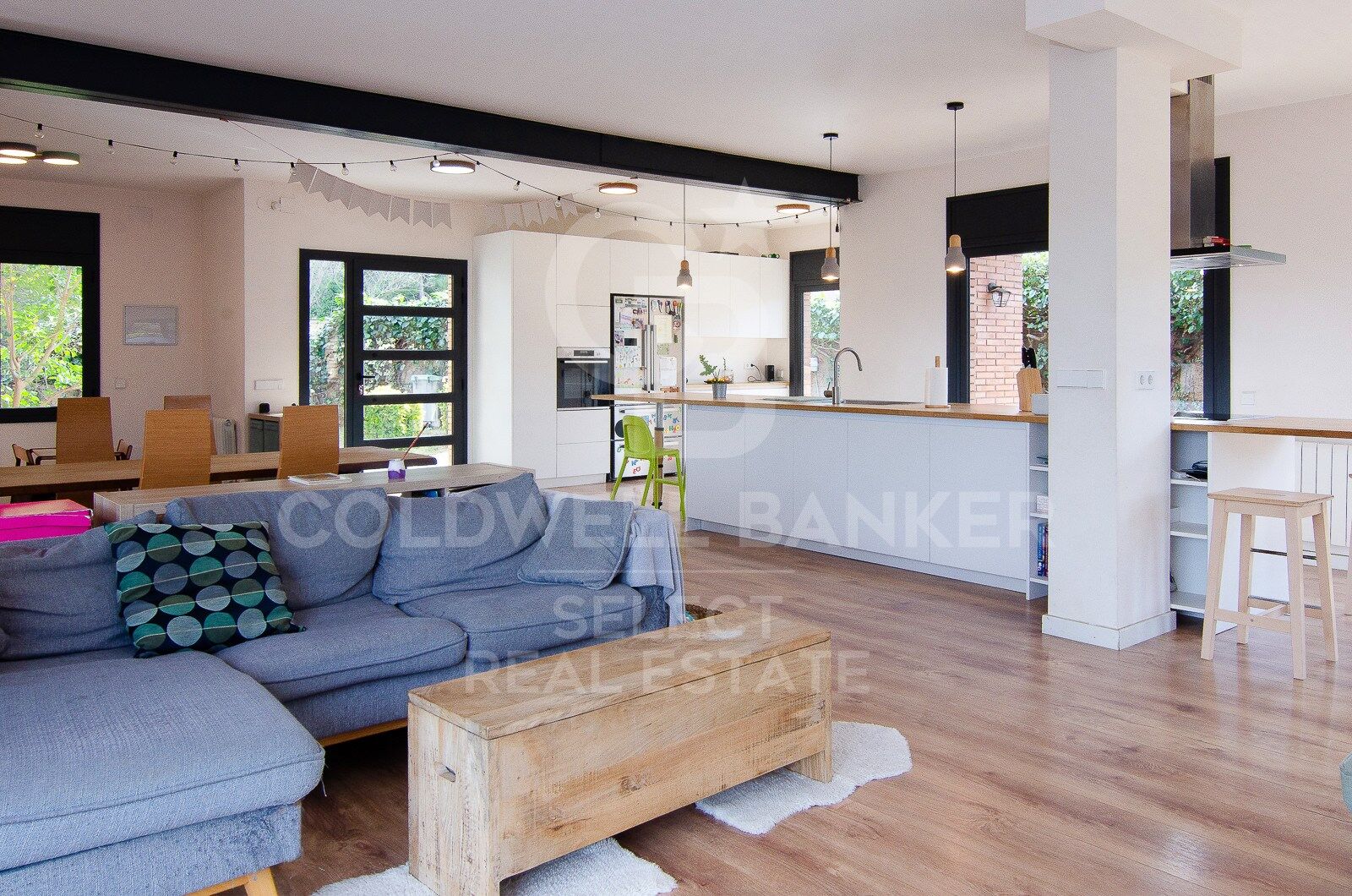 House in Cerdanyola Del Valles, Barcelona, Spain 5 bedrooms, 297 sq.m. No. 178790