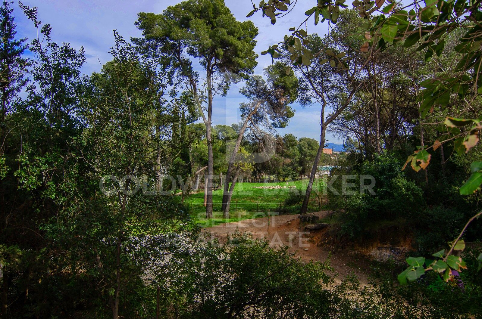 House in Cerdanyola Del Valles, Barcelona, Spain 5 bedrooms, 297 sq.m. No. 178790