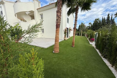 Apartamento en venta en Dénia, Alicante, España 2 dormitorios, 89 m2 No. 180376 - foto 10