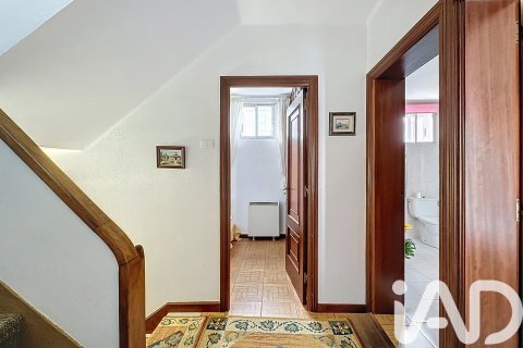 Radhus till salu i Cambados, Pontevedra, Spanien 4 sovrum, 139 kvm. Nr. 152575 - foto 19