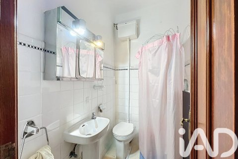 Radhus till salu i Cambados, Pontevedra, Spanien 4 sovrum, 139 kvm. Nr. 152575 - foto 9