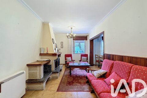 Radhus till salu i Cambados, Pontevedra, Spanien 4 sovrum, 139 kvm. Nr. 152575 - foto 1