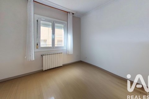 Apartament w Santa Coloma de Gramenet, Barcelona, Hiszpania 3 sypialnie, 68 mkw. nr 152579 – zdjęcie 9