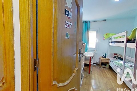 Apartament w Santa Coloma de Gramenet, Barcelona, Hiszpania 3 sypialnie, 68 mkw. nr 152579 – zdjęcie 14