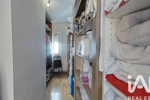 Apartament w Santa Coloma de Gramenet, Barcelona, Hiszpania 3 sypialnie, 68 mkw. nr 152579 – zdjęcie 24