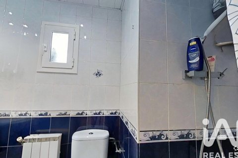 Apartament w Santa Coloma de Gramenet, Barcelona, Hiszpania 3 sypialnie, 68 mkw. nr 152579 – zdjęcie 10