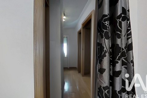 Apartament w Santa Coloma de Gramenet, Barcelona, Hiszpania 3 sypialnie, 68 mkw. nr 152579 – zdjęcie 27